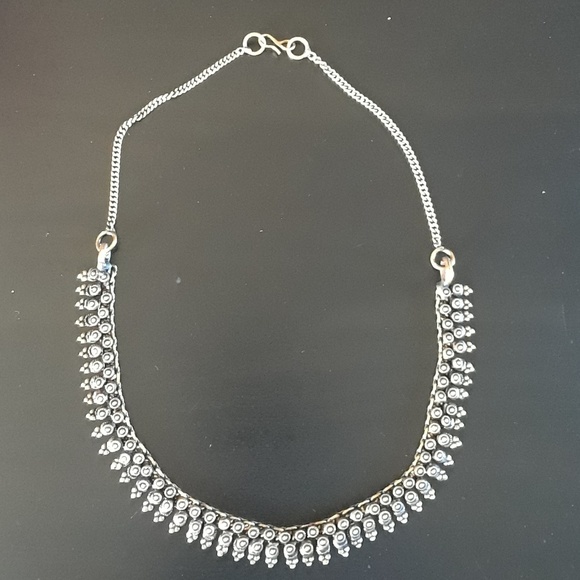 Beautifully Detailed Necklace - Picture 1 of 4